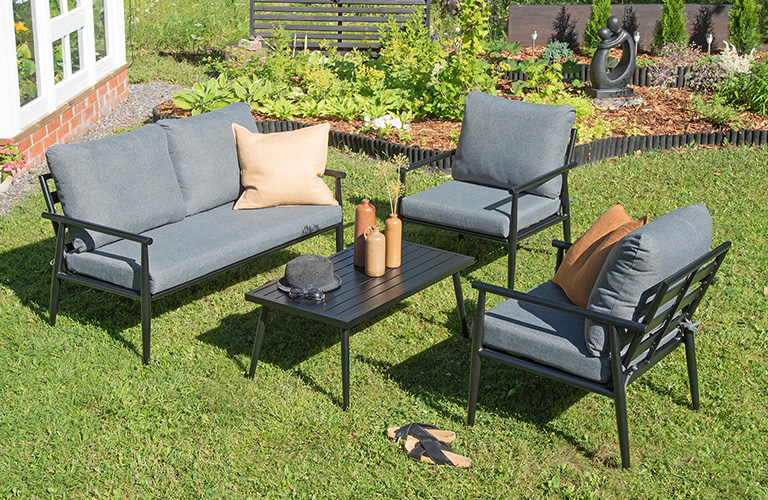 Ulkosohvat ja sohvaryhm&auml;t